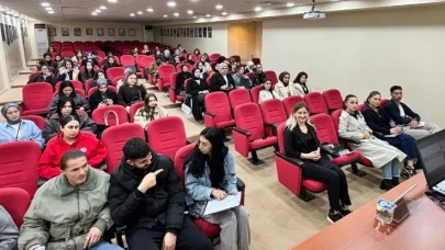 Beşikdüzü'nde öğrencilere evlilik öncesi aile eğitimi verildi