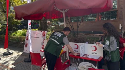 Rize Yeşilay, kan bağışı etkinliğinde bağımlılıkla mücadele çalışmalarını tanıttı