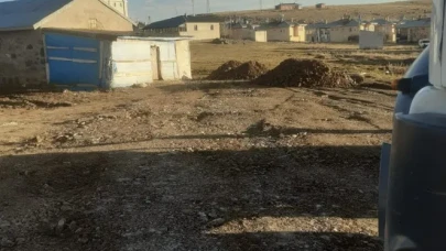 Çat Belediyesi kış hazırlıklarını hızlandırdı: Mahallede yollar düzenlendi, ulaşım güvenliği artırıldı