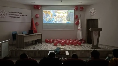 Bayburt'ta çocuklar için sosyal sorumluluk projesi: Eğitici etkinlikler ve hediyeler dağıtıldı