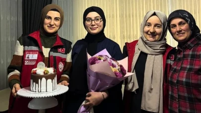 Ebeveyn kaybı yaşayan İpek için özel doğum günü kutlaması gerçekleştirildi