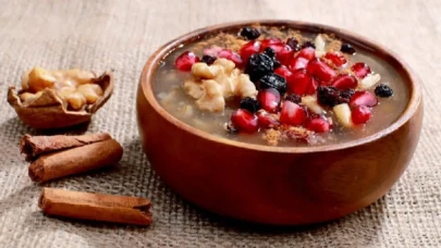 Aşure Nasıl Yapılır? Lezzetli Aşure İçin Gerekli Malzemeler ve Tarifi ile Sofralarınızı Şenlendirin!