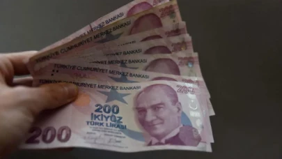 EYT İle Yeni Emeklilik Düzenlemesi: 1999-2014 Dönemindeki Sigortalılar 4.400 Günle Emekli Olma Şansına Sahip!