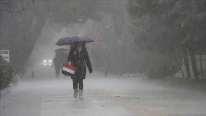 Sağanak yağış ve dolu alarmı! Meteoroloji açıkladı: Yola çıkacaklara yoğun sis uyarısı!