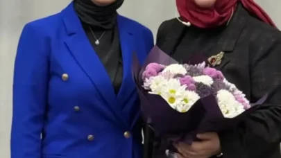 Trabzon’da Kadınlara Yönelik “Diksiyon, Hitabet ve Protokol Kuralları” Eğitimi Düzenlendi