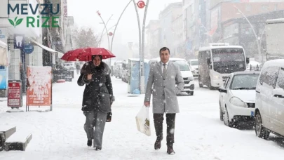Kışın Büyüsü: Meteoroloji'den Beyaza Bürünecek Şehirler ve Karla Gelen Sağanak Müjdesi!