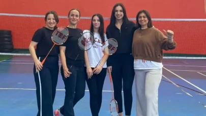 Hopa'da Badminton Turnuvası: Dayanışma ve Sportmenlik Öne Çıktı