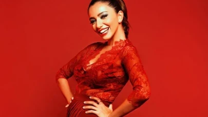 🎤 Öykü Gürman Kimdir? Kaç Yaşında, Nereli? İşte Hayatı, Kariyeri ve Albümleri