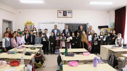 Bayburt'ta Okuma Halkaları Projesiyle Öğrenciler Kitap Okuma Becerilerini Geliştiriyor