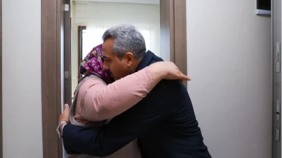 Vali Baydaş, Şehit Uğur Korkmaz'ın Ailesini Ziyaret Etti