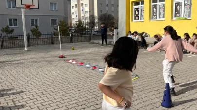 Pasinler Gençlik Merkezi, öğrenciler için spor dolu keyifli bir etkinlik düzenledi