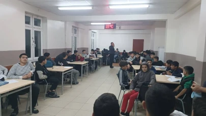Oltu Anadolu Lisesi'nde Değerler Eğitimi Semineri Düzenlendi