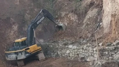 Arsin Belediyesi, Mahallelerde Yol Çalışmalarına Hız Kesmeden Devam Ediyor