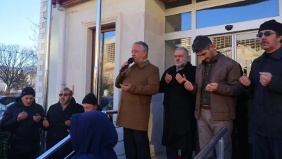 Bayburt’tan Umre Yolcuları Dualarla Kutsal Topraklara Uğurlandı