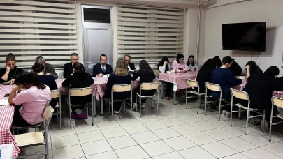 Artvin'de "Ailece Okuyoruz" Projesi Başladı, Kitap Okuma Alışkanlığı Güçlenecek