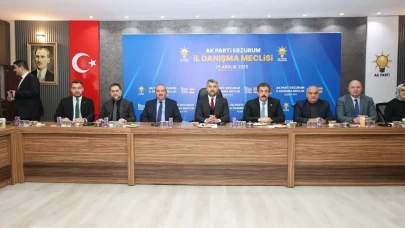 AK Parti Erzurum'da Danışma Meclisi Toplantısı İle Gelecek Planlarını Belirledi