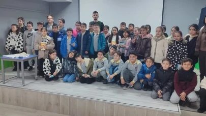 Vakıflar İlkokulu’nda Teknoloji Bağımlılığına Yönelik Farkındalık Eğitimi