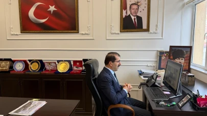 Artvin'de Eğitim Toplantısı: 2025-2026 Yılı Planları ve 'Ailece Okuyoruz' Projesi Görüşüldü