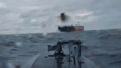 Karadeniz’de kimyasal tanker vuruldu