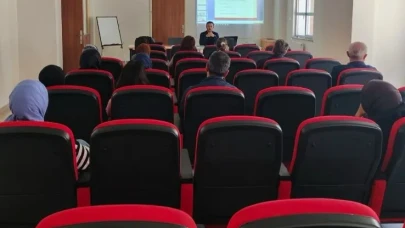 Trabzon'da Kadına Yönelik Şiddetle Mücadele Eğitimi Verildi