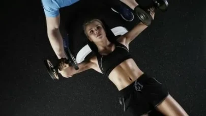 Akşam Egzersizleri Neden Uykunuzu Çalıyor: Hareket Sirkadiyen Ritimleri Nasıl Etkiliyor?