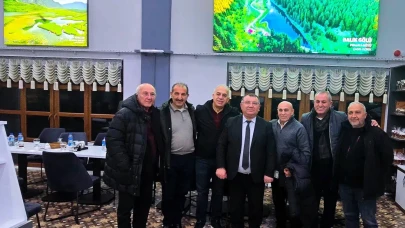 Şavşat'ta İş Dünyasıyla Yapılan Toplantıda Kalkınma Projeleri Gözden Geçirildi