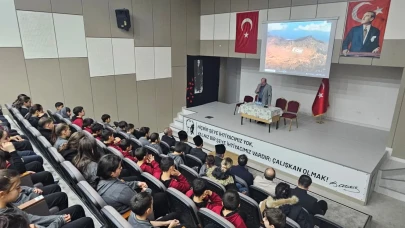 Gençlere Gazilik Bilinci Aşılayan Vatan ve Kahramanlık Buluşmaları Etkinliği Düzenlendi