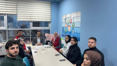 Hopa Gençlik Merkezi'nde 'Bir Zamanlar Gençtim' projesi için ilk toplantı yapıldı