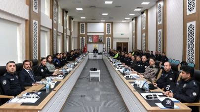 Emniyet Teşkilatı Yıl Sonu Değerlendirme Toplantısını Gerçekleştirdi