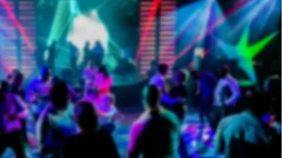 Eğlence mekanına baskın: 9 ölü