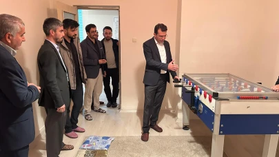 Narman Kaymakamı Adıbelli, Diyanet Gençlik Merkezini Ziyaret Etti