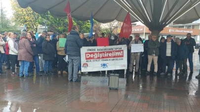 Fındıklı'da emekliler ve emekçiler hükümetin bütçesini protesto etti