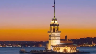 İstanbul'un Kalbinde Kız Kulesi | Tarihi Simgeye Yolculuk Rehberi