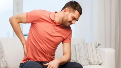 Sol Kaburga Altında Ağrı Neden Olur? Sol Kaburga Ağrısı Nasıl Geçer?