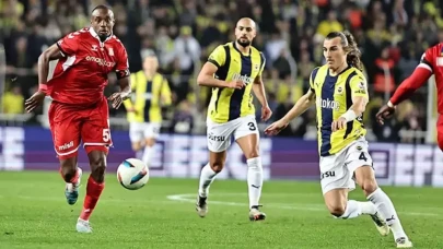 Fenerbahçe-Sivasspor maçına bedava erişim arayışları artıyor, yasal yayın uyarısı geliyor!
