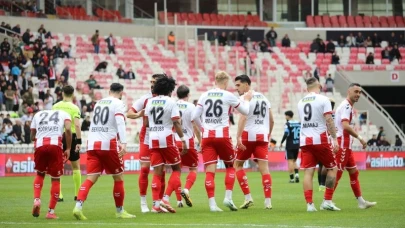 Sivasspor’da 4 Futbolcu Kart Sınırında