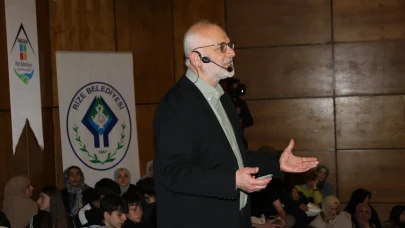 PSKİYATRİST- YAZAR PROF. DR. KEMAL SAYAR'A RİZE’DE İLGİ BÜYÜK OLDU