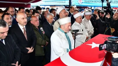 Şehit Piyade Uzman Onbaşı Berat Mecit Day, Dualarla Son Yolculuğuna Uğurlandı