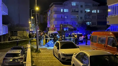 Boşanma aşamasındaki karısını öldürdü