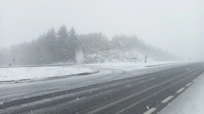 Çanakkale-İstanbul yolunda kar yağışı