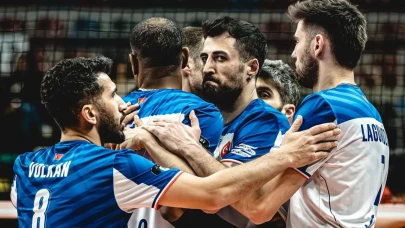 Halkbank, Spor Toto'yu son sette geçti
