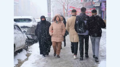 Muş'ta eğitime kar engeli