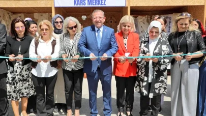 Kars’ta Hayat Boyu Öğrenme Haftası Sergisi Açıldı