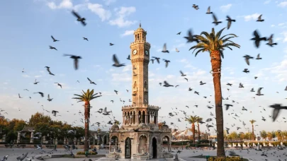 İzmir'de 23 bin işçi grevde: Ulaşımda aksamalar artıyor!