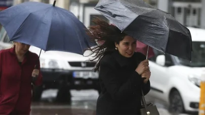 Rize ve Trabzon'a Fırtına Uyarısı