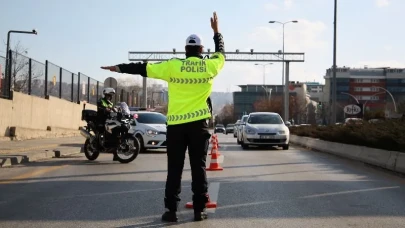 Trafik Cezaları 2025 Güncel Liste: Hangi İhlale Kaç Lira Ceza Kesilecek?