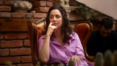 Melis Birkan'ın Dans Eğitimi ve Oyunculuk Yolculuğu: Bale ile Sanatsal Geçişi Hakkında Bilgiler!