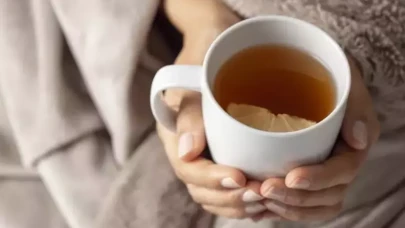 Kahve ve Siyah Çay Olarak Bilinenlerin Yerini Rooibos Çayı Alıyor: Antioksidanlarla Dolu Yeni “Süper Gıda” Trend!