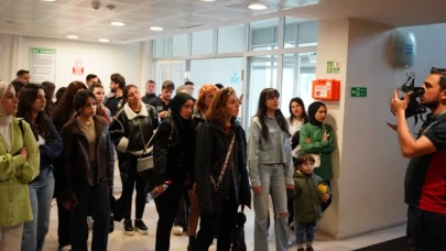 Sivil Havacılık Kabin Hizmetleri Programı Öğrencilerinden Muş Alparslan Havalimanı’na Teknik Gezi