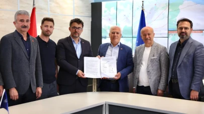 Bursa'da grev sona erdi! BURULAŞ ile Demiryol-İş arasında toplu iş sözleşmesi imzalandı!